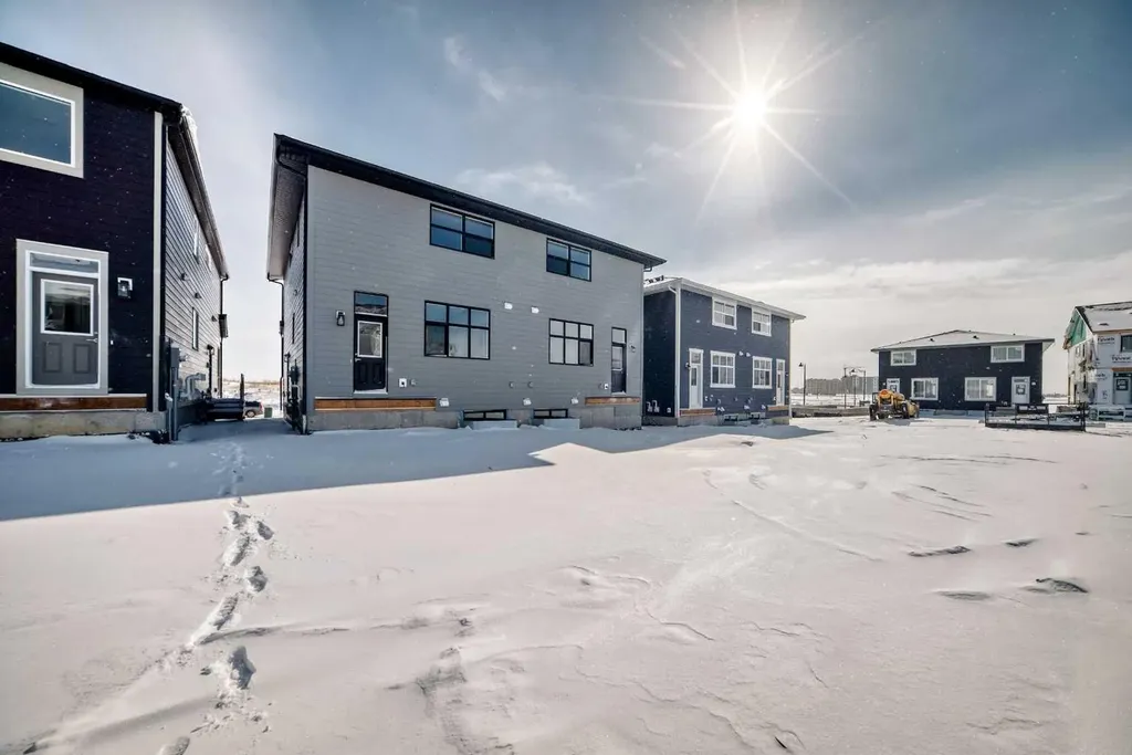 833 Marine Drive SE Calgary AB T3M 4E3
