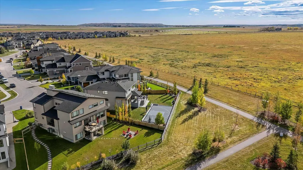 86 Juneberry Heights Rural Rocky View County AB T3Z 0E6