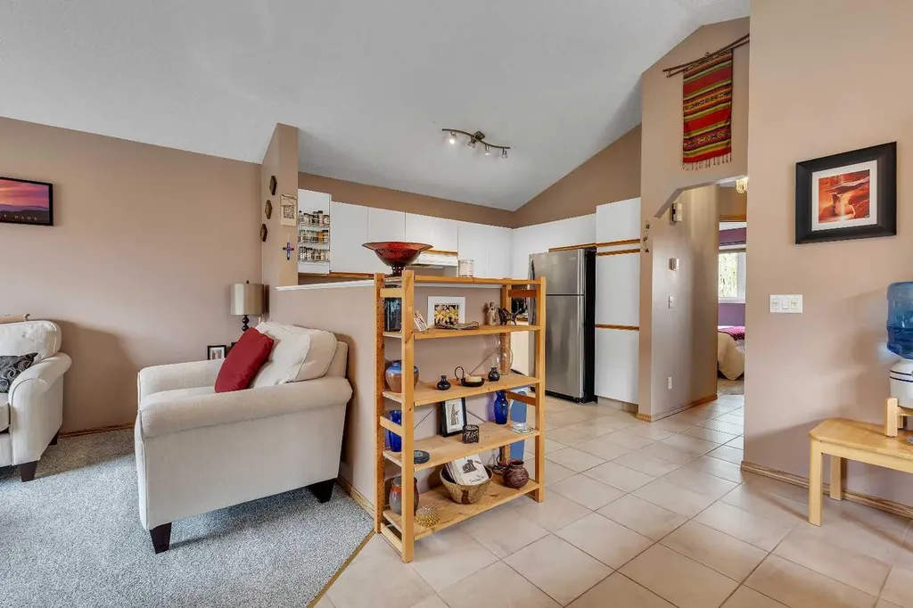 34 Hidden Spring Circle NW Calgary AB T3A 5H3