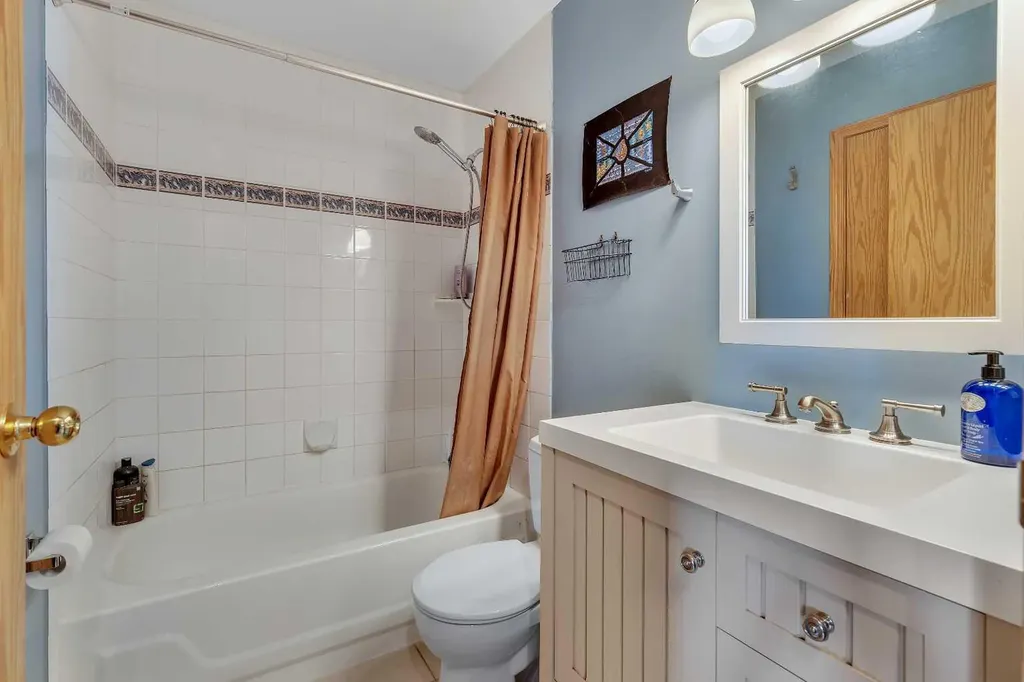 34 Hidden Spring Circle NW Calgary AB T3A 5H3