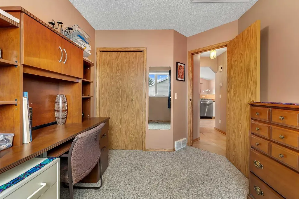 34 Hidden Spring Circle NW Calgary AB T3A 5H3