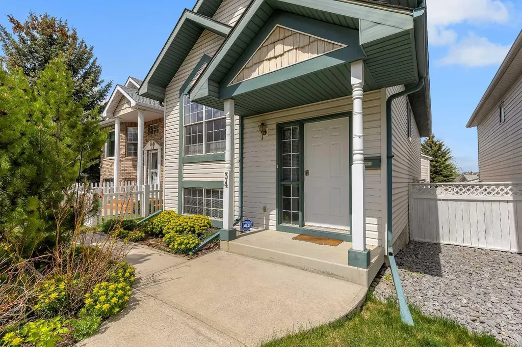 34 Hidden Spring Circle NW Calgary AB T3A 5H3