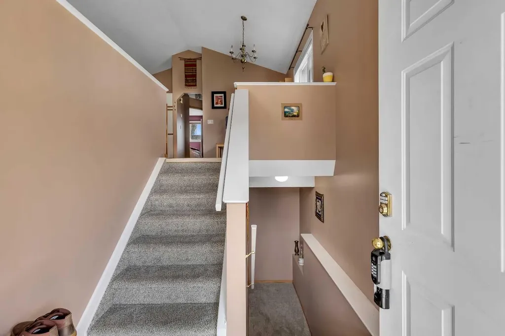 34 Hidden Spring Circle NW Calgary AB T3A 5H3