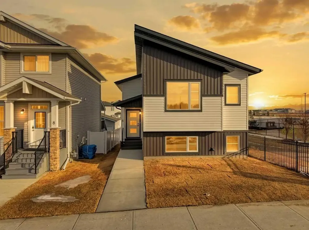 6 Memorial Parkway Rural Red Deer County AB T4E 3B7