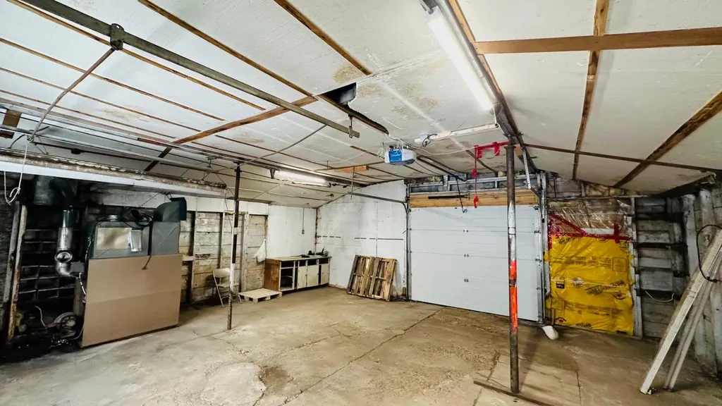 1133 300 Newcastle Place Drumheller AB T0J 0Y2