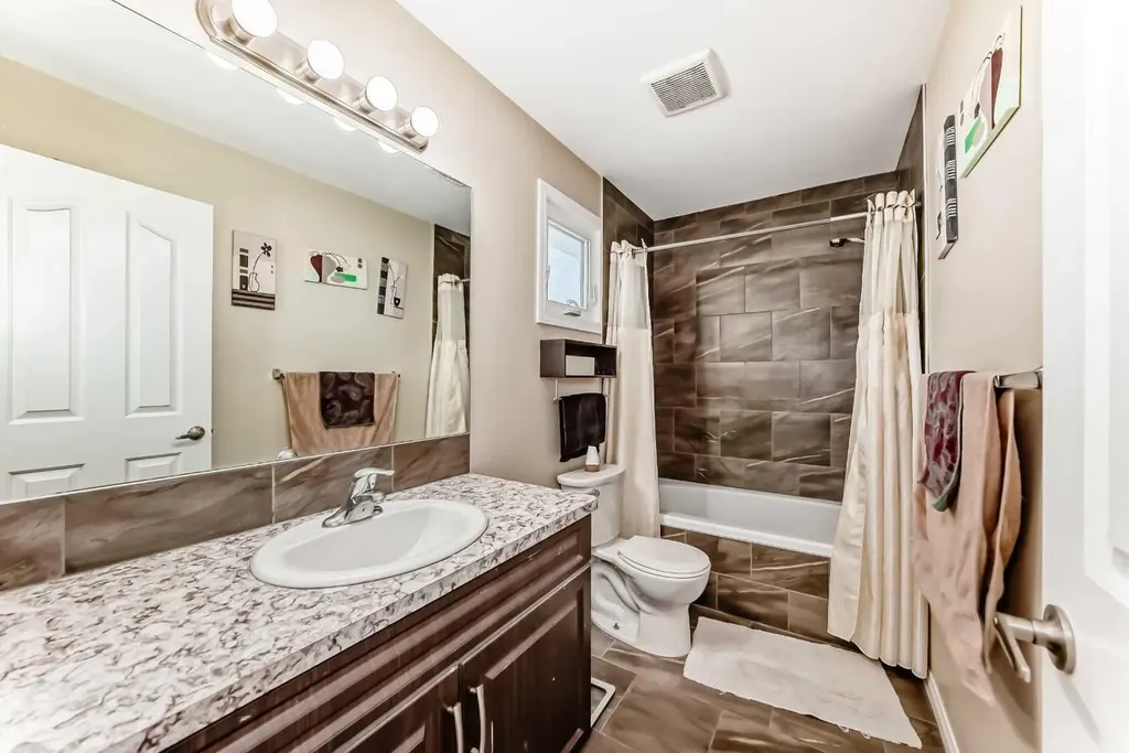 118 Dovertree Place SE Calgary AB T2B2K3