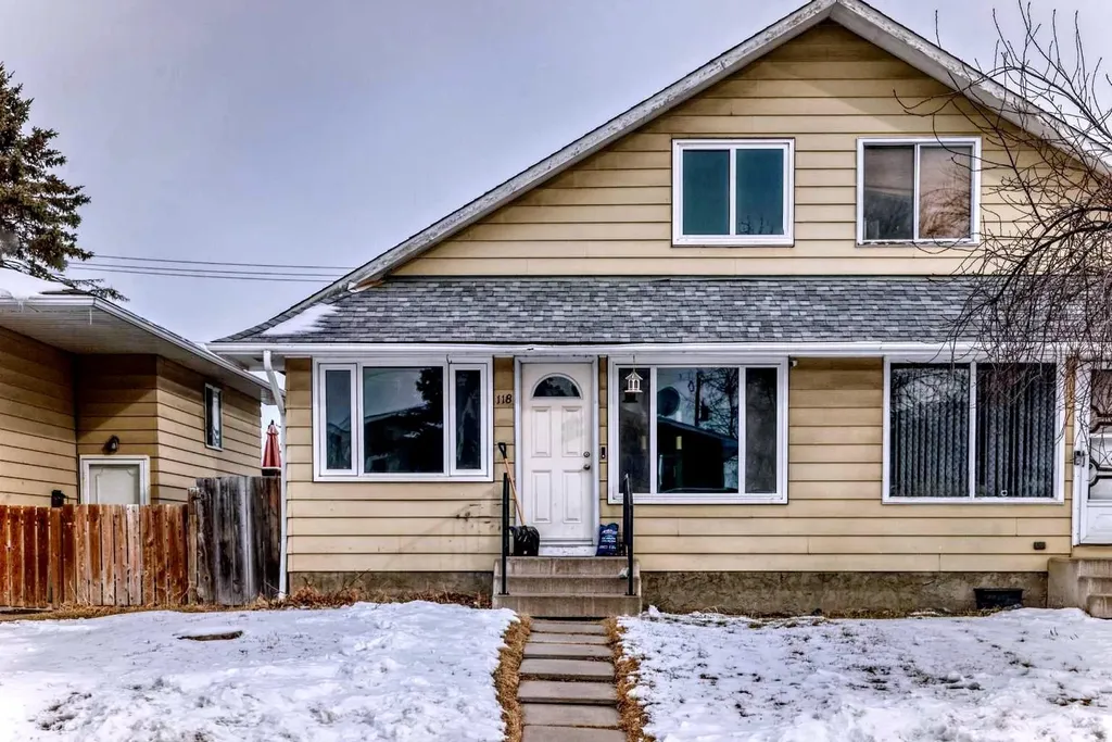 118 Dovertree Place SE Calgary AB T2B2K3