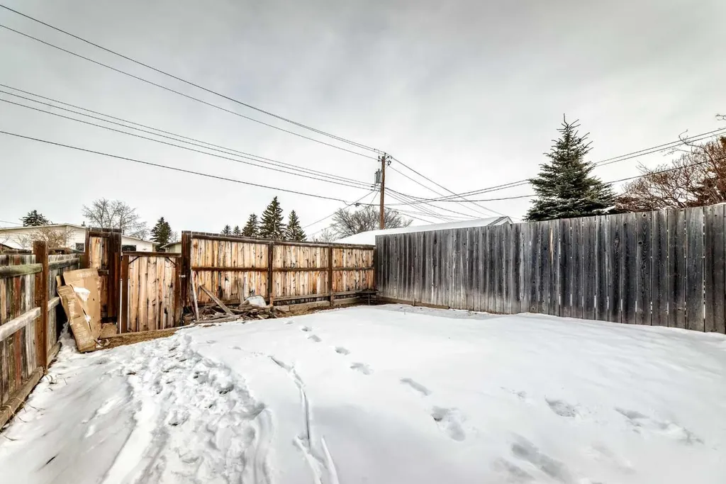 118 Dovertree Place SE Calgary AB T2B2K3