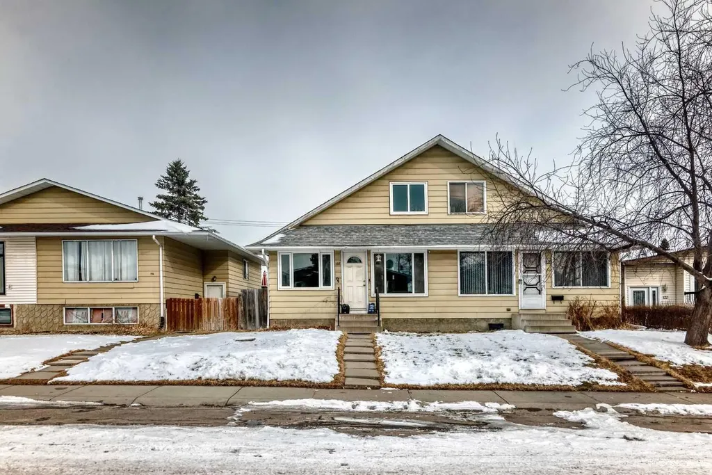 118 Dovertree Place SE Calgary AB T2B2K3