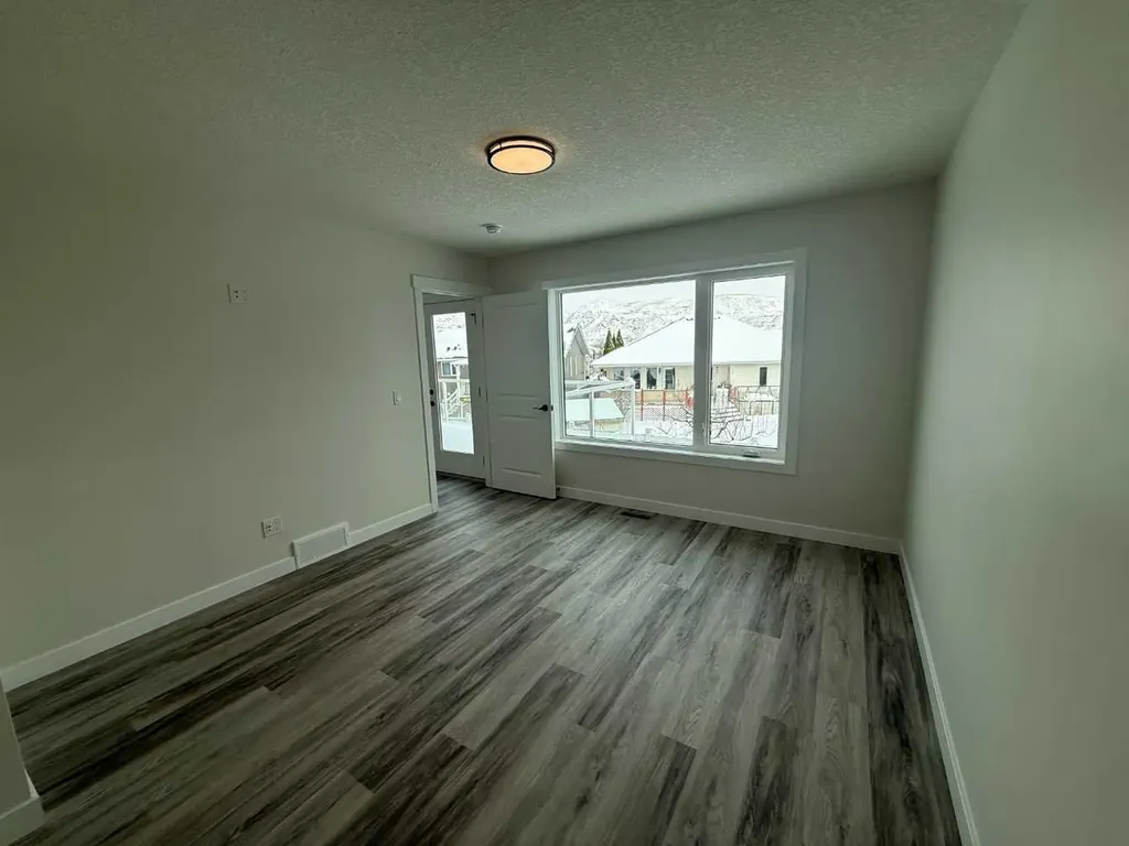 22 Garden Way Drumheller AB T0J 0Y5