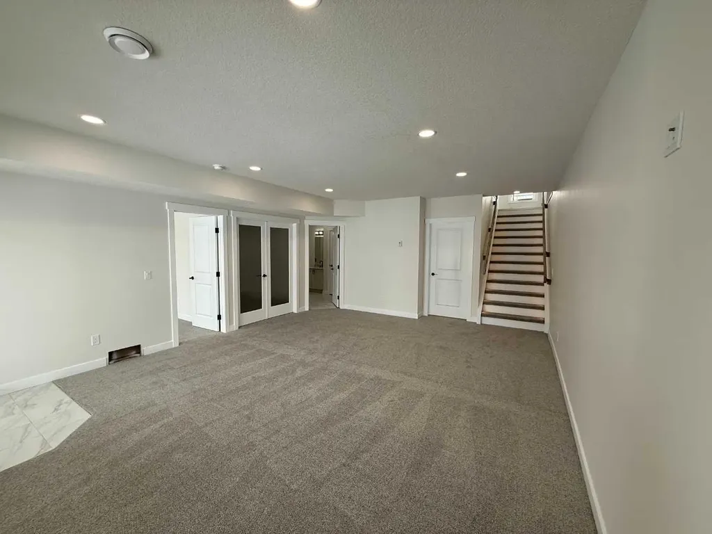 22 Garden Way Drumheller AB T0J 0Y5