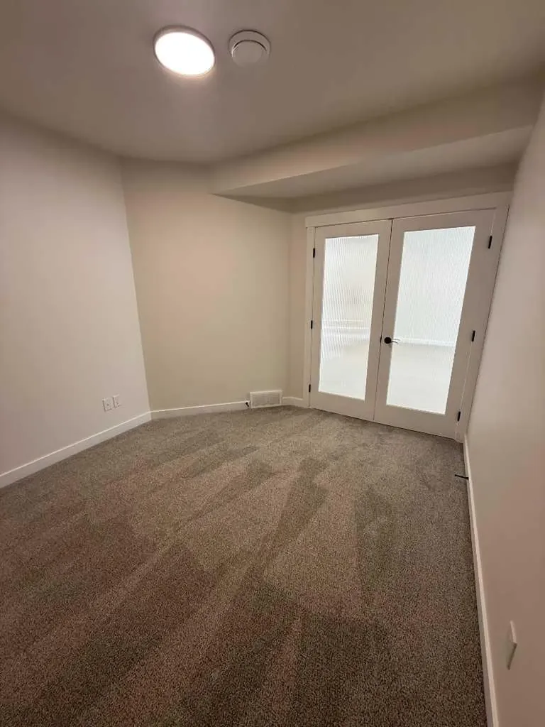22 Garden Way Drumheller AB T0J 0Y5