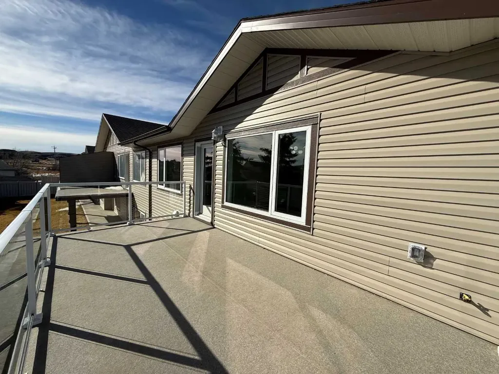 22 Garden Way Drumheller AB T0J 0Y5