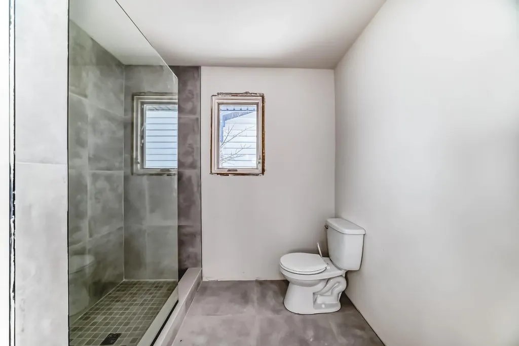251 Cannell Place SW Calgary AB T2W 1T6