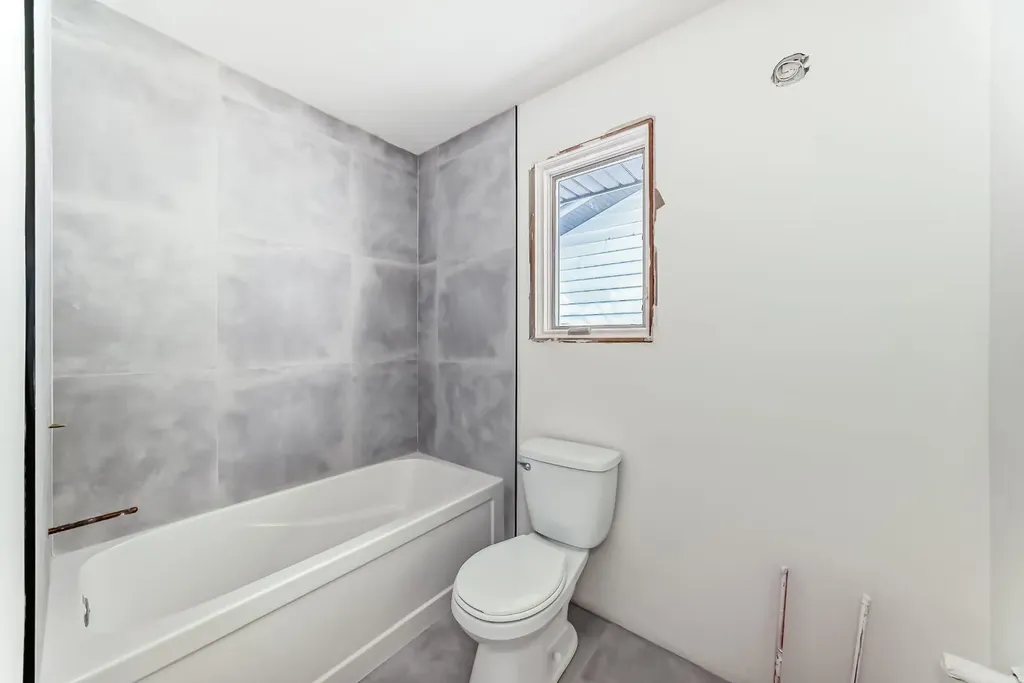 251 Cannell Place SW Calgary AB T2W 1T6