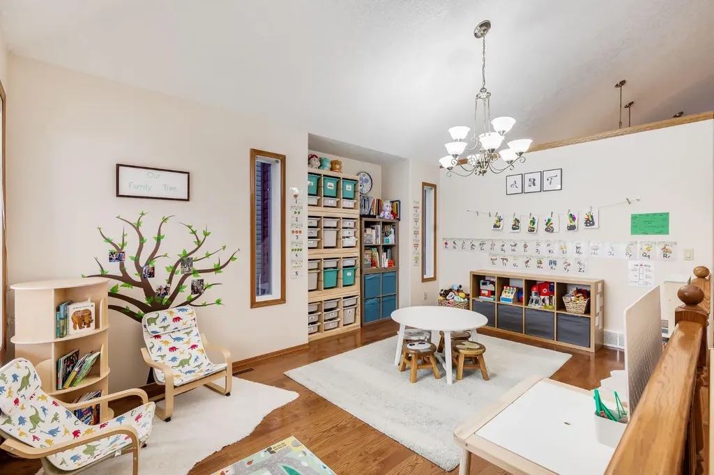 45 Thornfield Close SE Airdrie AB T4A 2K7
