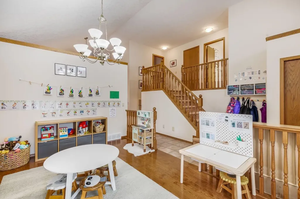 45 Thornfield Close SE Airdrie AB T4A 2K7