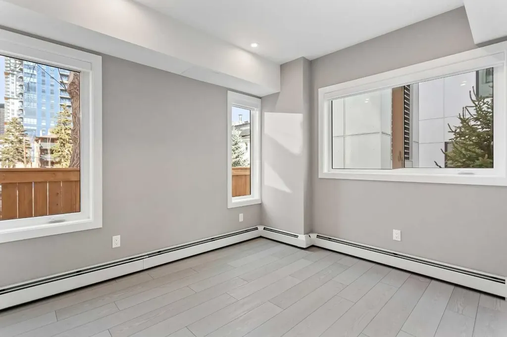 310 15 Avenue SW Calgary AB T2R 1S9