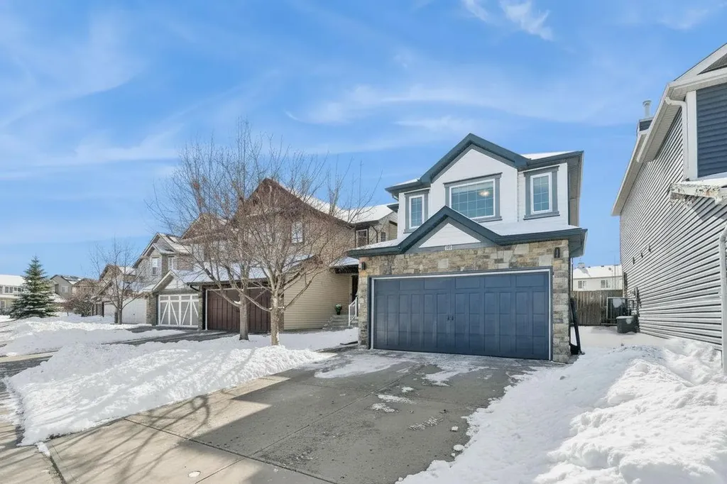 85 Silverado Range View SW Calgary AB T2X 0E1