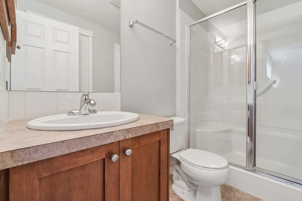 85 Silverado Range View SW Calgary AB T2X 0E1