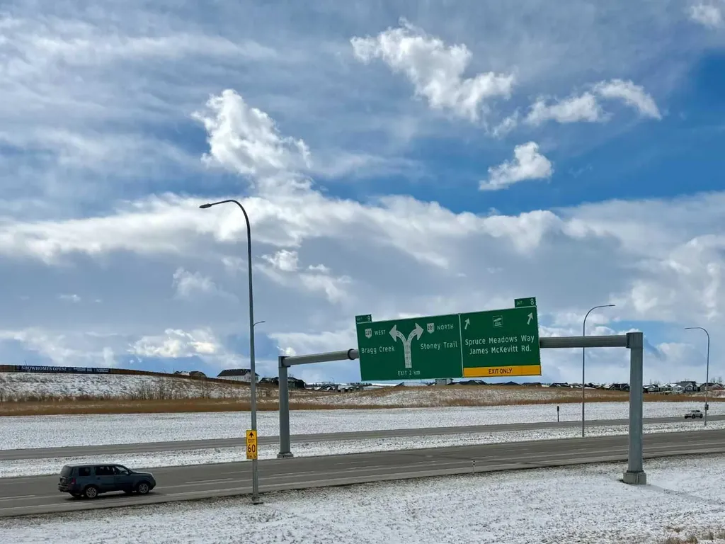 85 Silverado Range View SW Calgary AB T2X 0E1