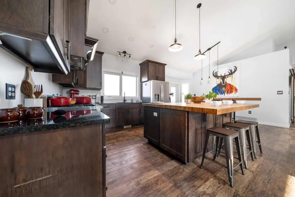 7316 Township Road 144 Rural Cypress County AB T0J 2P2