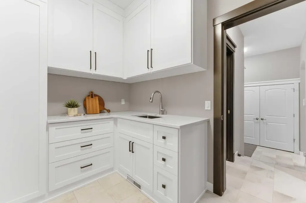 187 Cranarch Circle SE Calgary AB T3M0S4