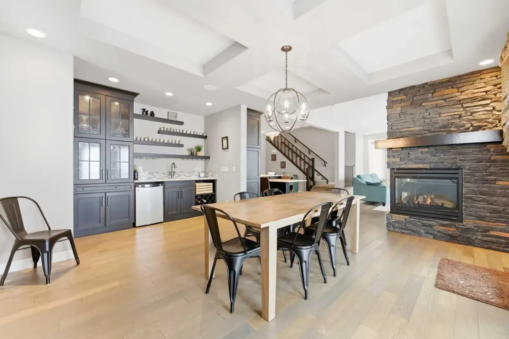 187 Cranarch Circle SE Calgary AB T3M0S4