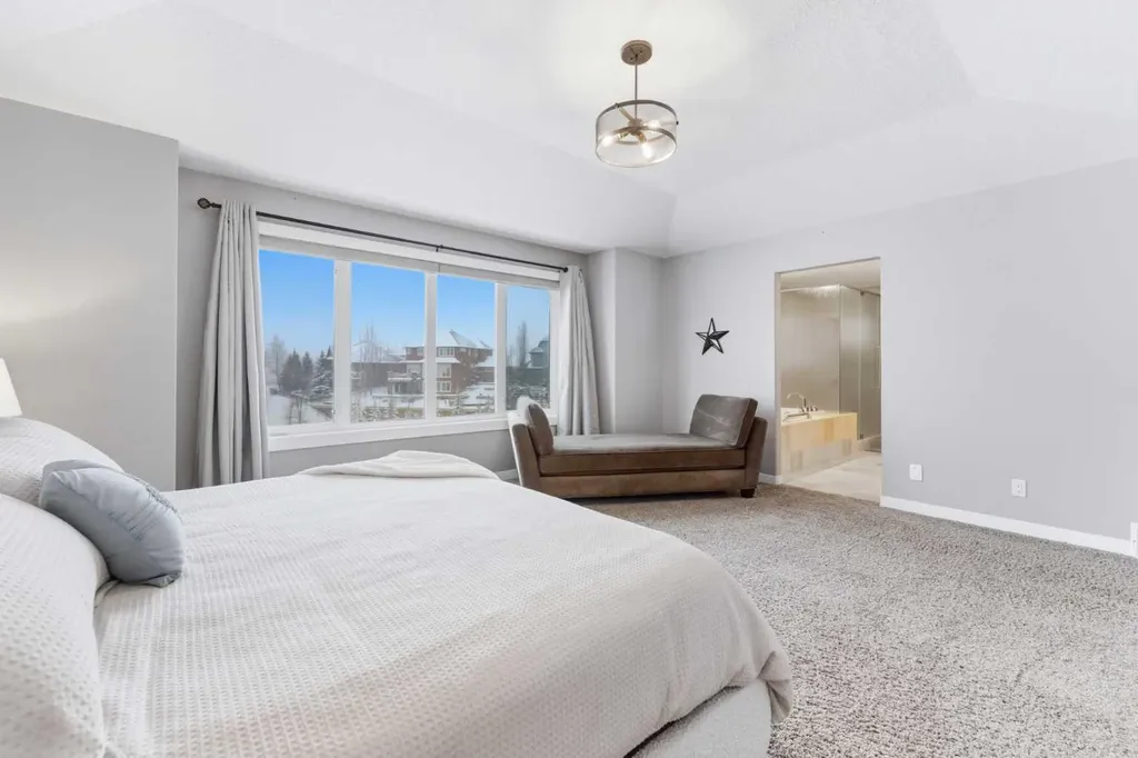 187 Cranarch Circle SE Calgary AB T3M0S4