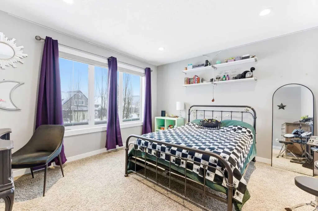 187 Cranarch Circle SE Calgary AB T3M0S4