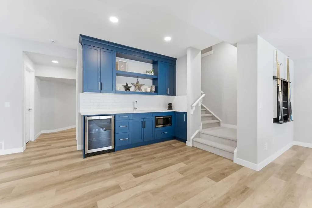187 Cranarch Circle SE Calgary AB T3M0S4