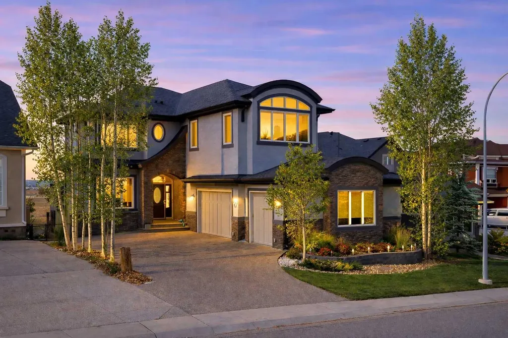 187 Cranarch Circle SE Calgary AB T3M0S4