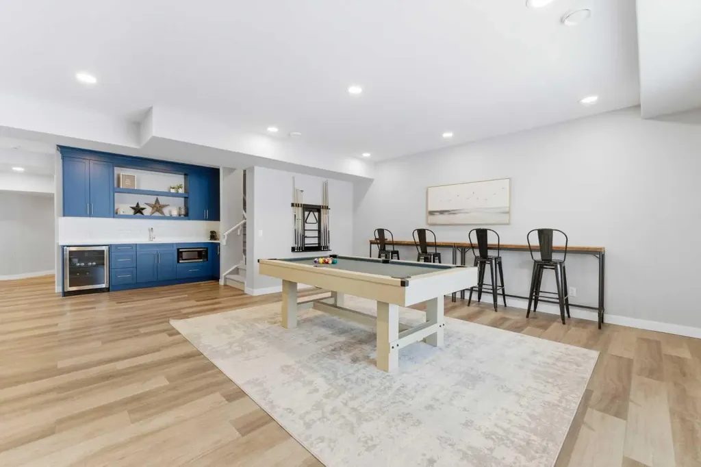 187 Cranarch Circle SE Calgary AB T3M0S4