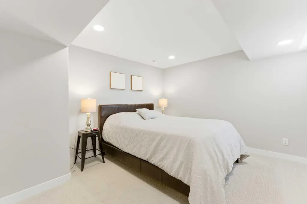 187 Cranarch Circle SE Calgary AB T3M0S4