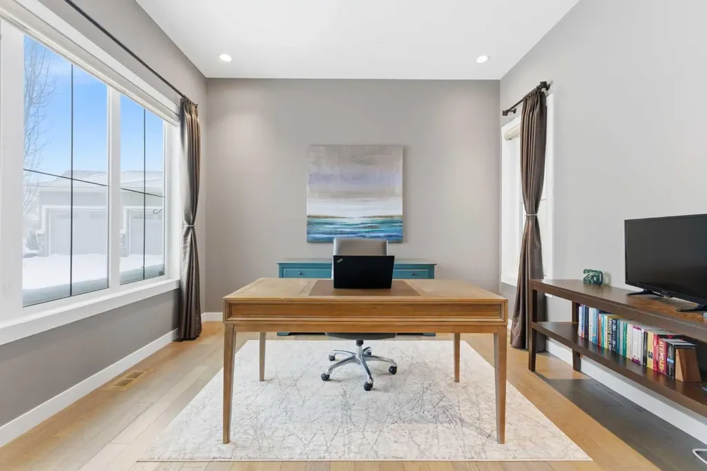 187 Cranarch Circle SE Calgary AB T3M0S4