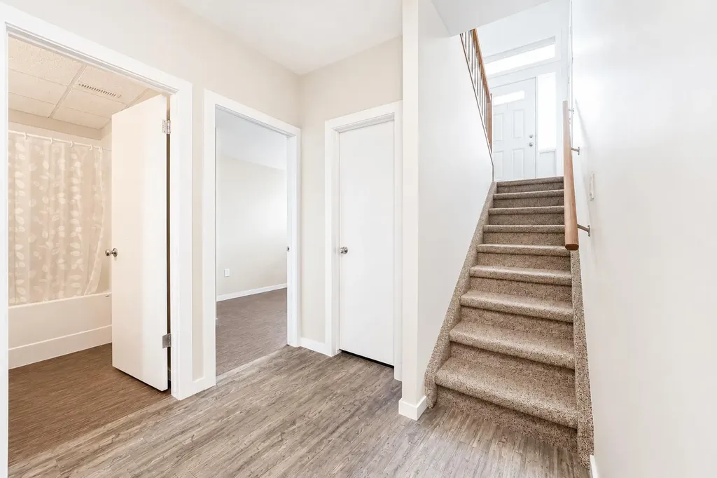 181 Somerside Road SE Medicine Hat AB T1B 0N5