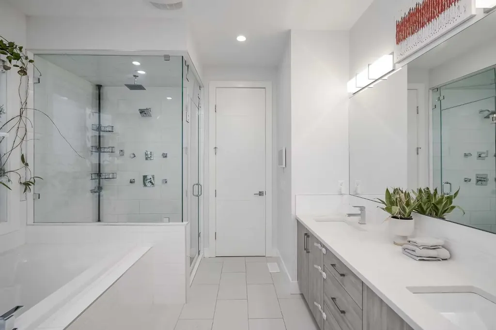 701 13a Street NE Calgary AB T2E 4S4