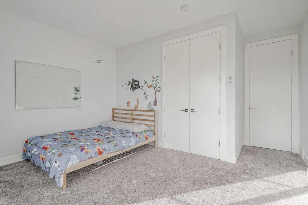 701 13a Street NE Calgary AB T2E 4S4