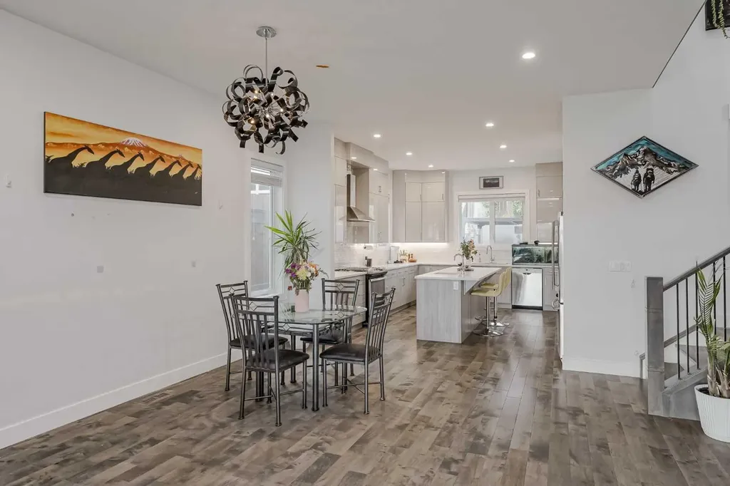 701 13a Street NE Calgary AB T2E 4S4
