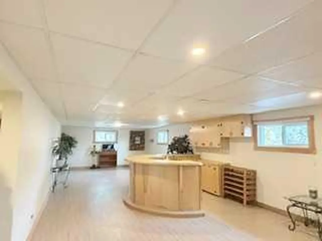 27137 Highway 42 Rural Red Deer County AB T0M 1R0