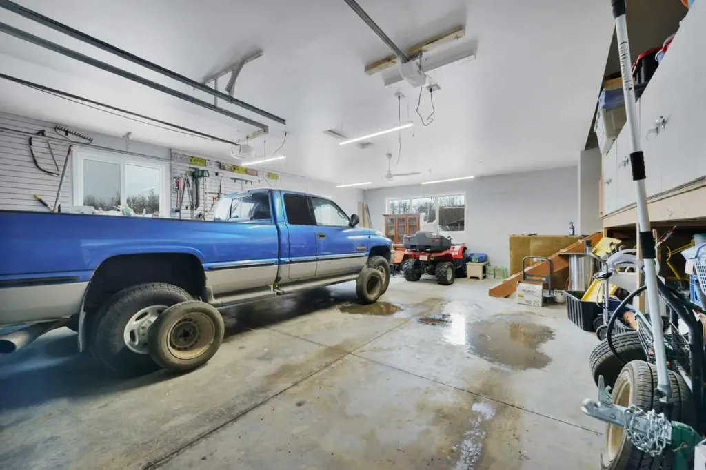27137 Highway 42 Rural Red Deer County AB T0M 1R0