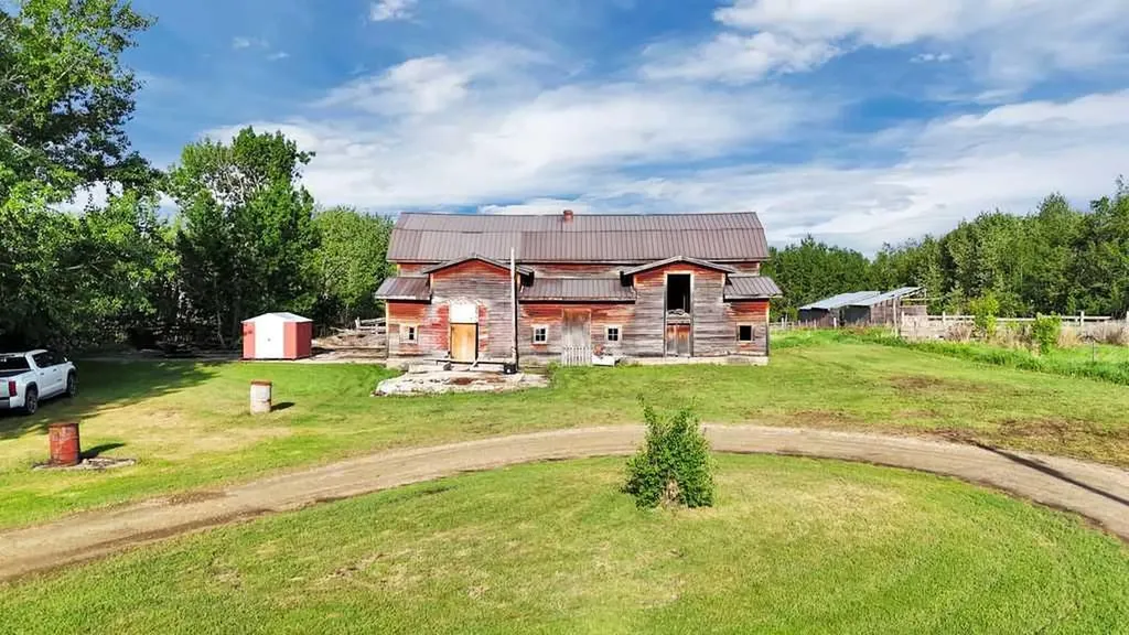 27137 Highway 42 Rural Red Deer County AB T0M 1R0