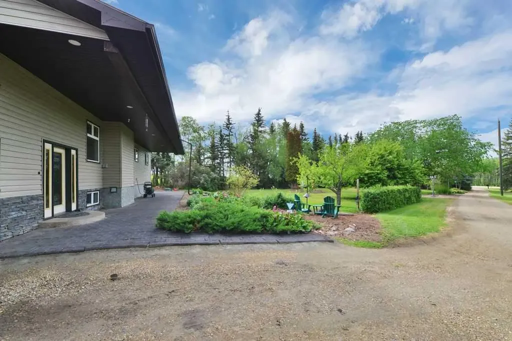 27137 Highway 42 Rural Red Deer County AB T0M 1R0