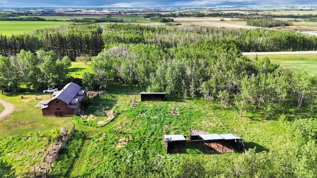 27137 Highway 42 Rural Red Deer County AB T0M 1R0