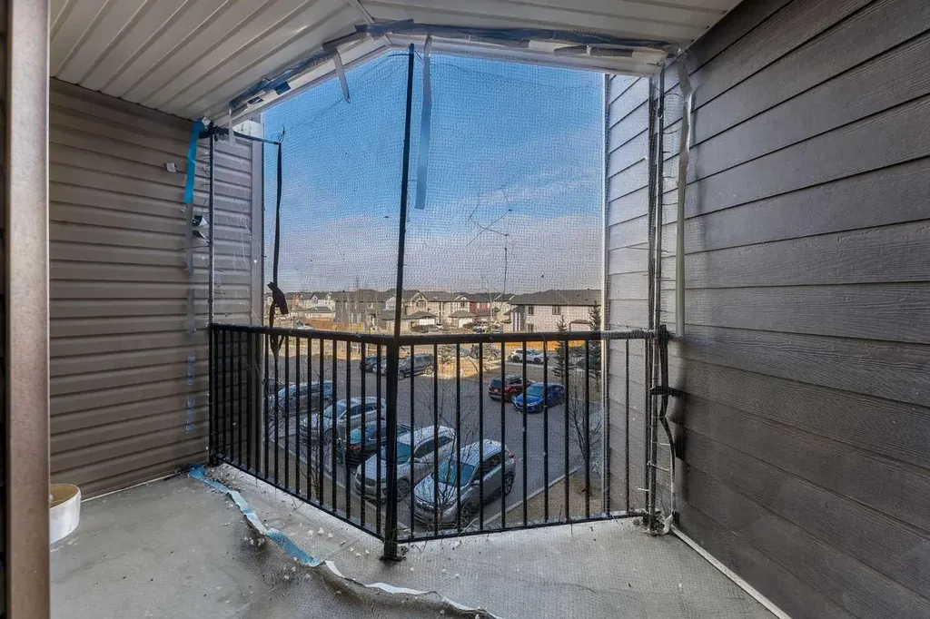 7210 80 Avenue NE Calgary AB T3J 0n7