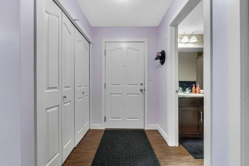 7210 80 Avenue NE Calgary AB T3J 0n7