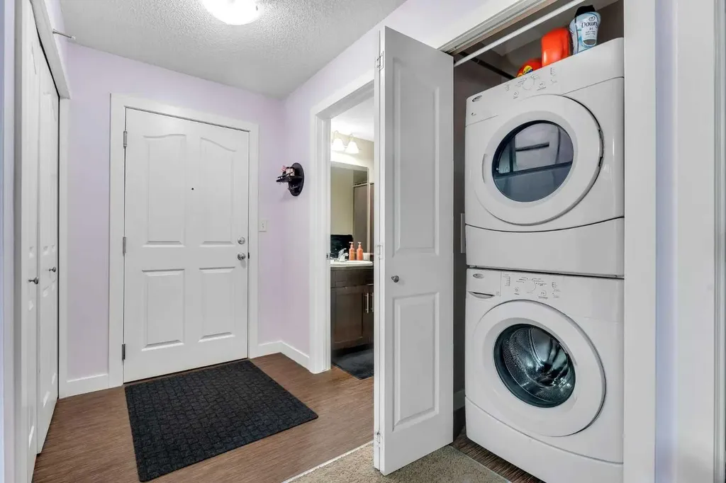 7210 80 Avenue NE Calgary AB T3J 0n7