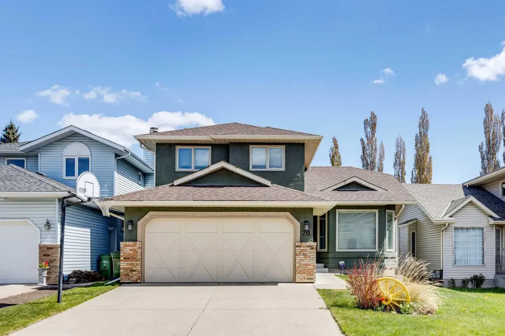 20 Macewan Ridge View NW Calgary AB T3K 3W2
