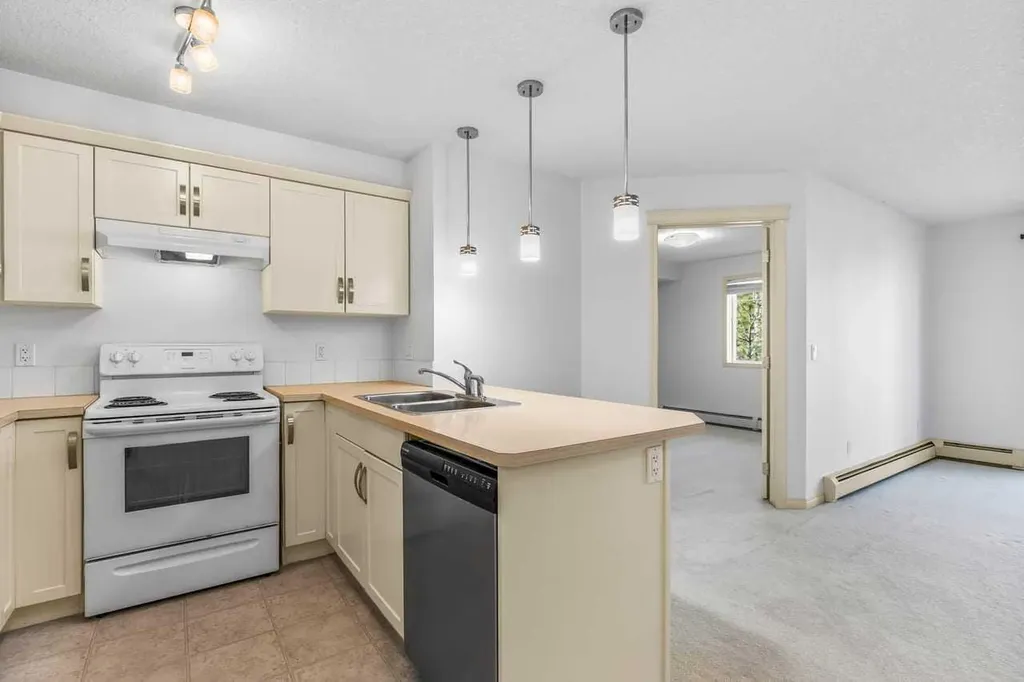 175 Panatella Hill NW Calgary AB T3K 0V9
