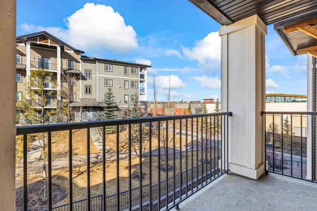 175 Panatella Hill NW Calgary AB T3K 0V9